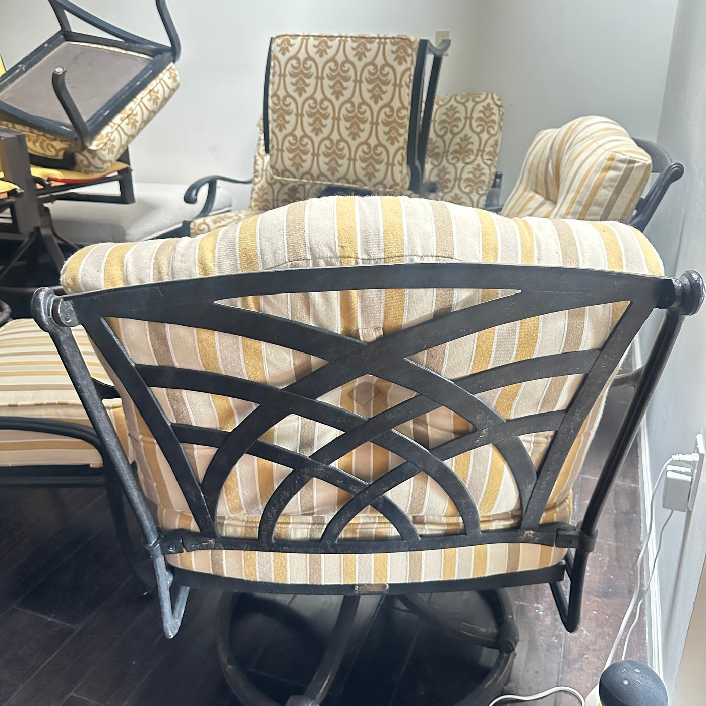 Mallin Outdoor striped chair set