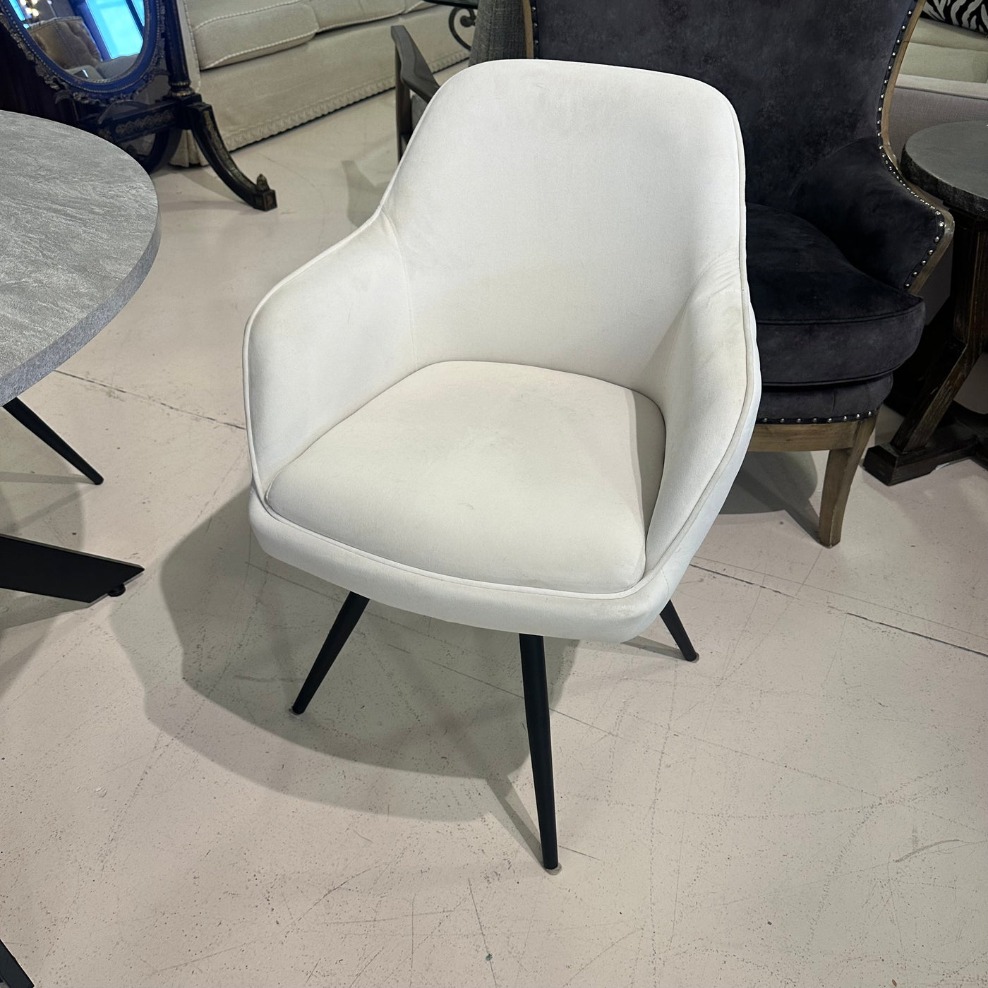 Cream  Dining Table & Chairs Set