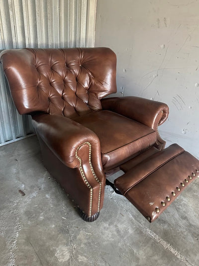 Bradington Young Chesterfield Churchill Tufted Recliner