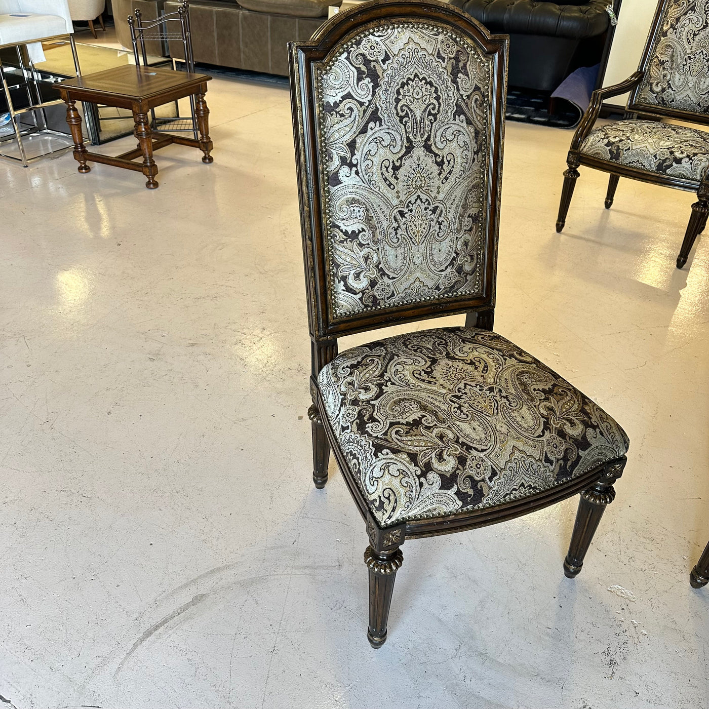 Marge Carson Trianon Court Dining Table & Chairs Set