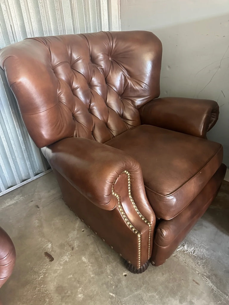 Bradington Young Chesterfield Churchill Tufted Recliner
