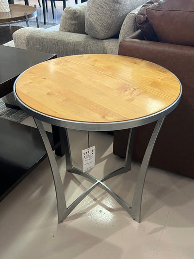 Charleston Forge Lotus Round End Table