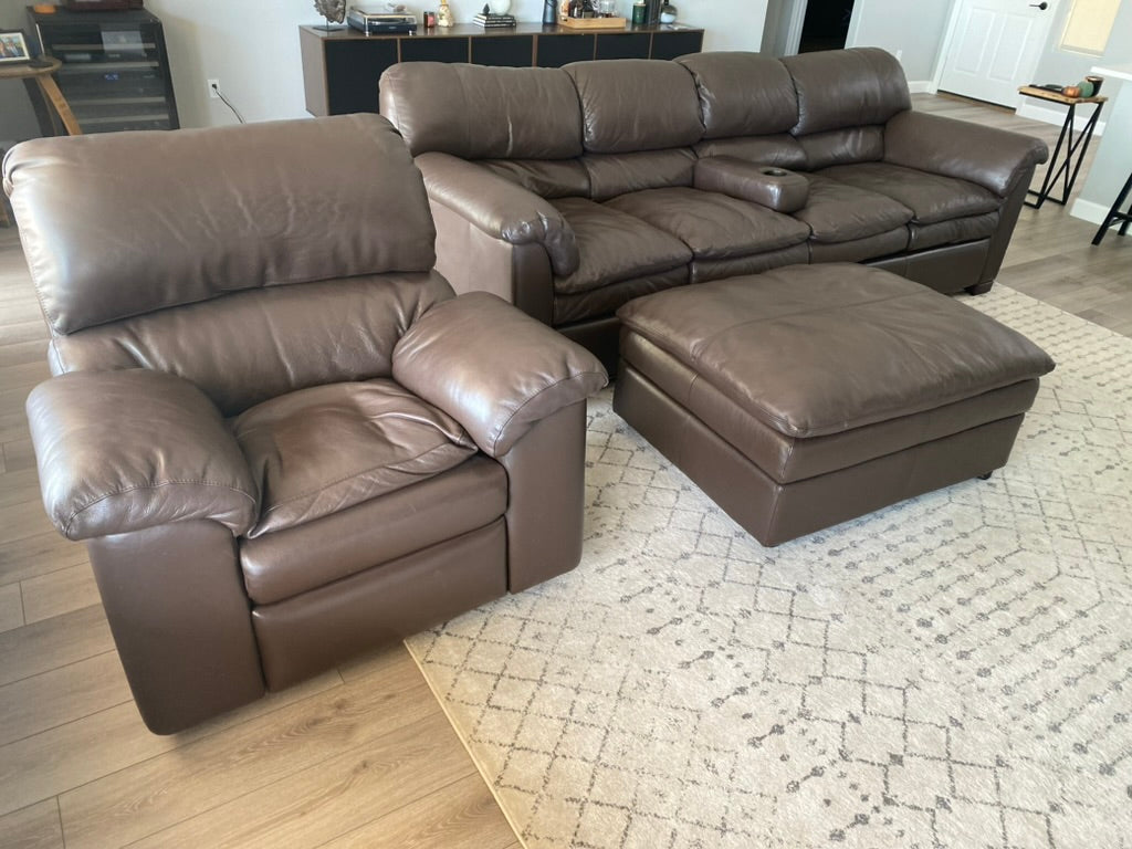 Arizona Leather Custom Catera Sofa & Ottoman