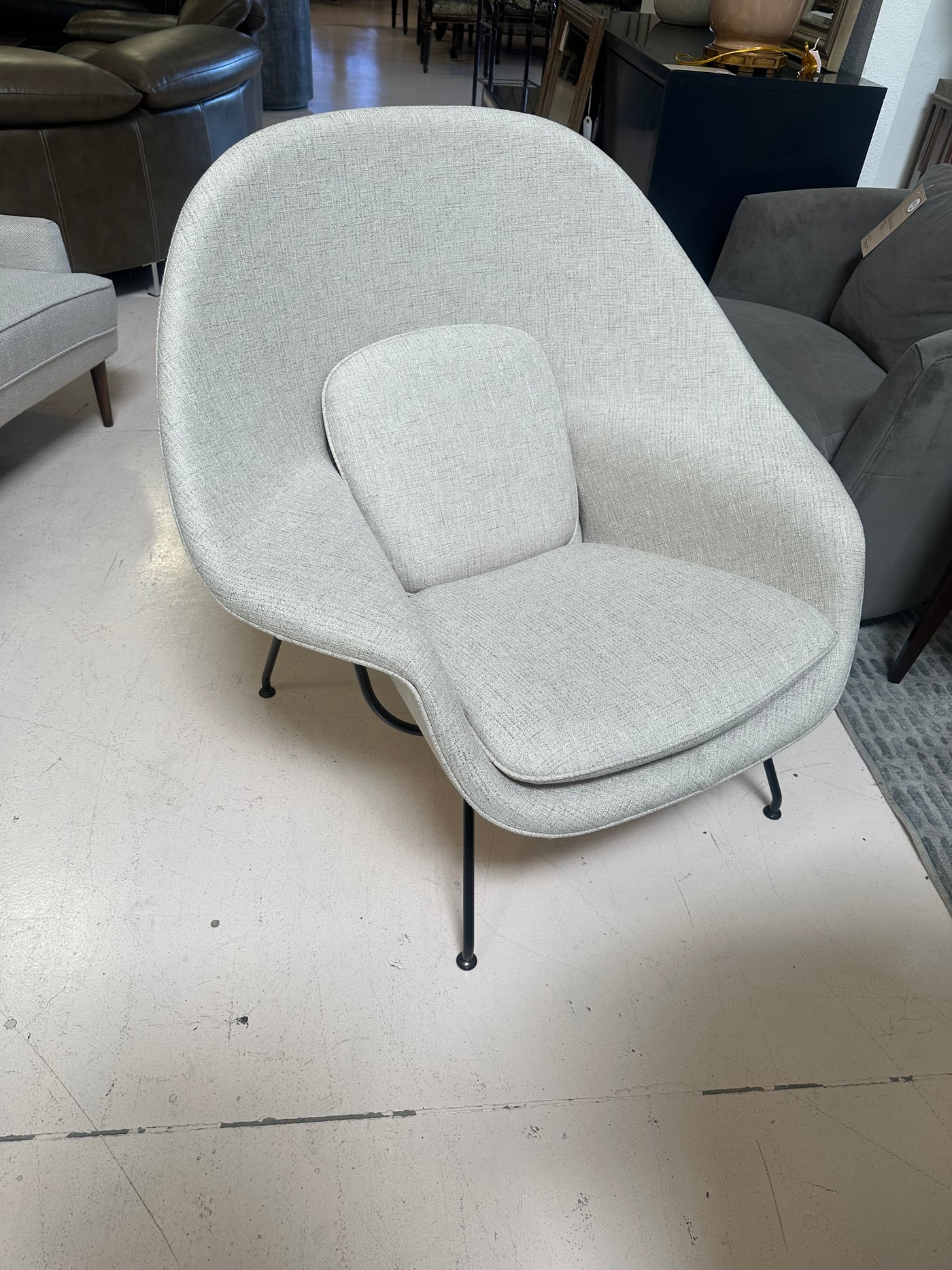 knoll womb accent chair