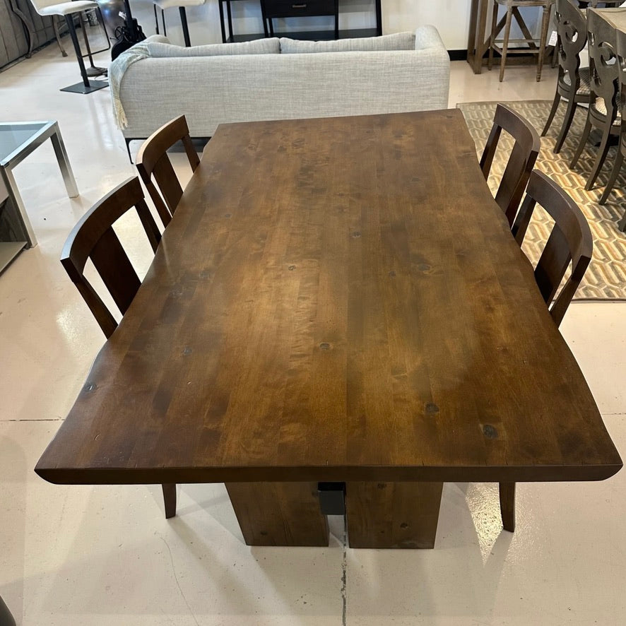 New Canadel East Side Dining Table