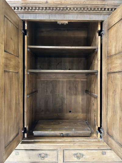 Georgian English antique cabinet