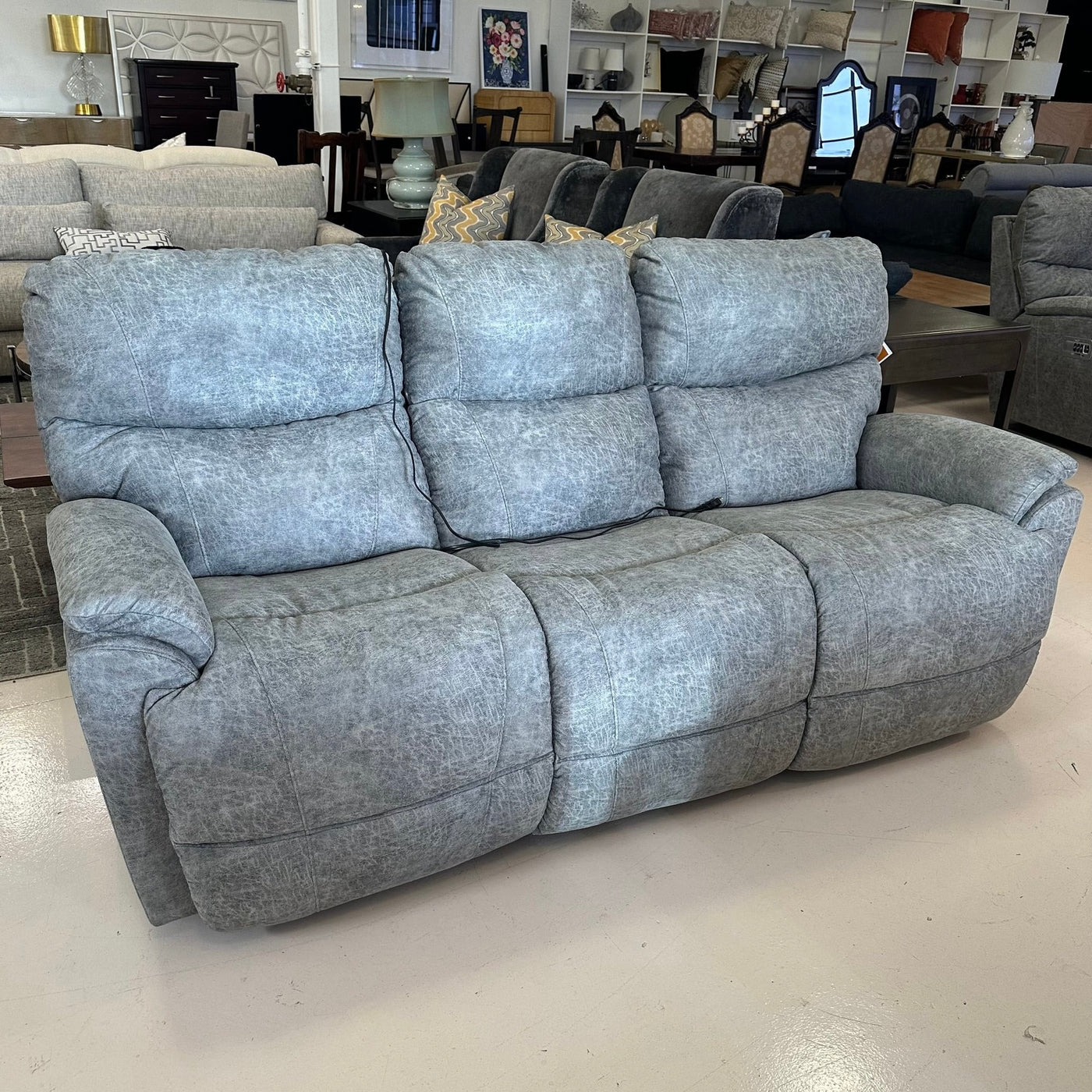 New La-Z-Boy Power Reclining Trouper Sofa