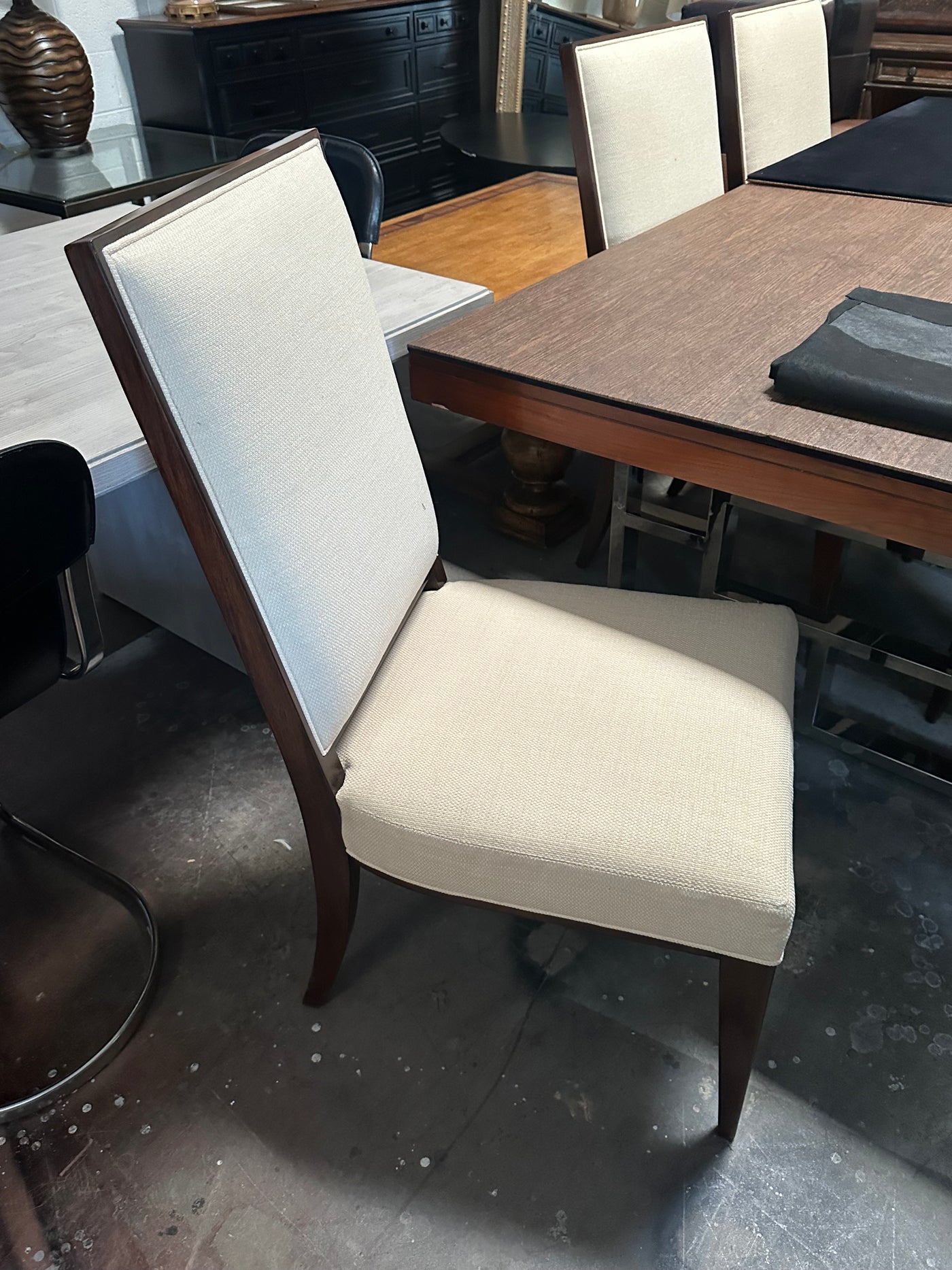 Lexington Mirage Dining Table and Chairs