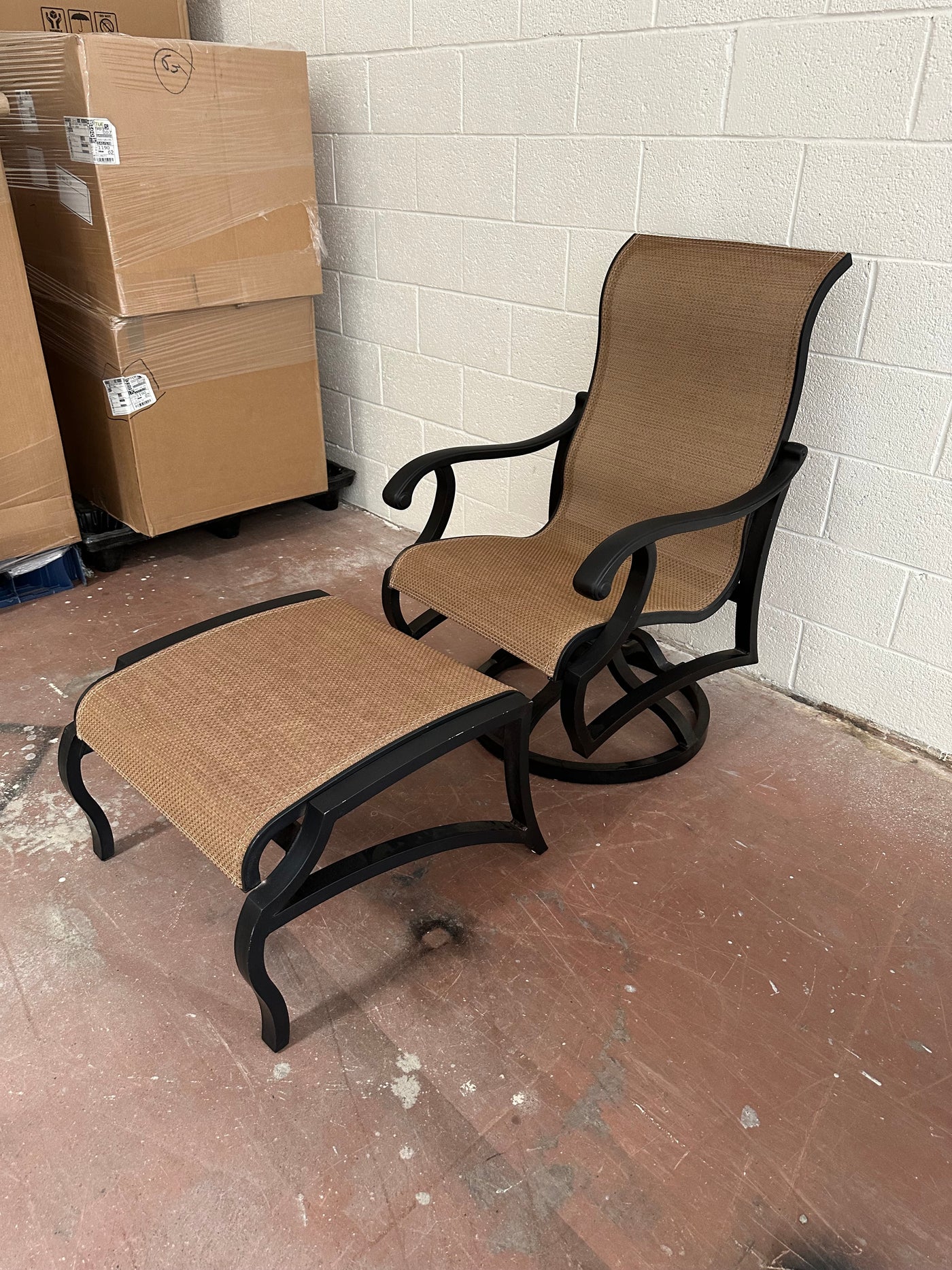 Mallin Georgetown Sling  Swivel Chair and Ottoman