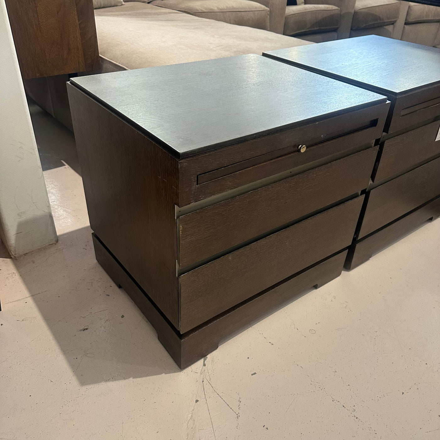 Vanguard Modern Nightstands