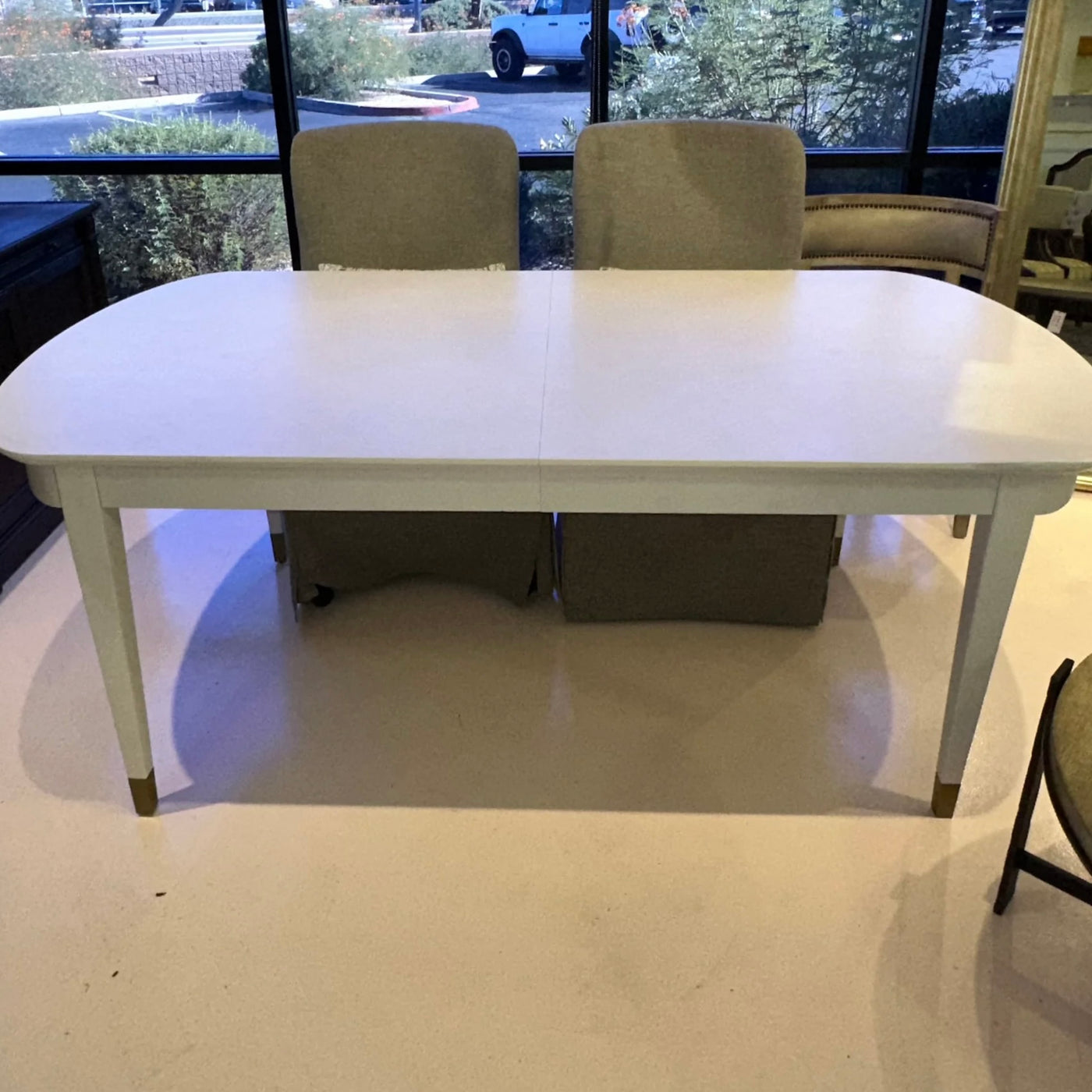 NWD Universal Miranda Kerr Marion Dining Table