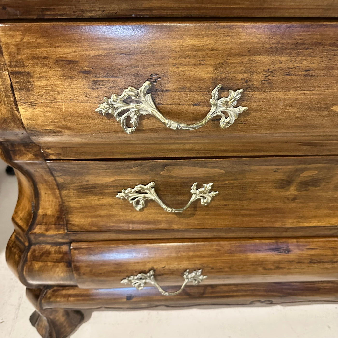 Kreiss claw foot Dresser
