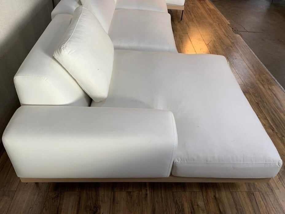 Faustine Furniture Catalina White Sectional