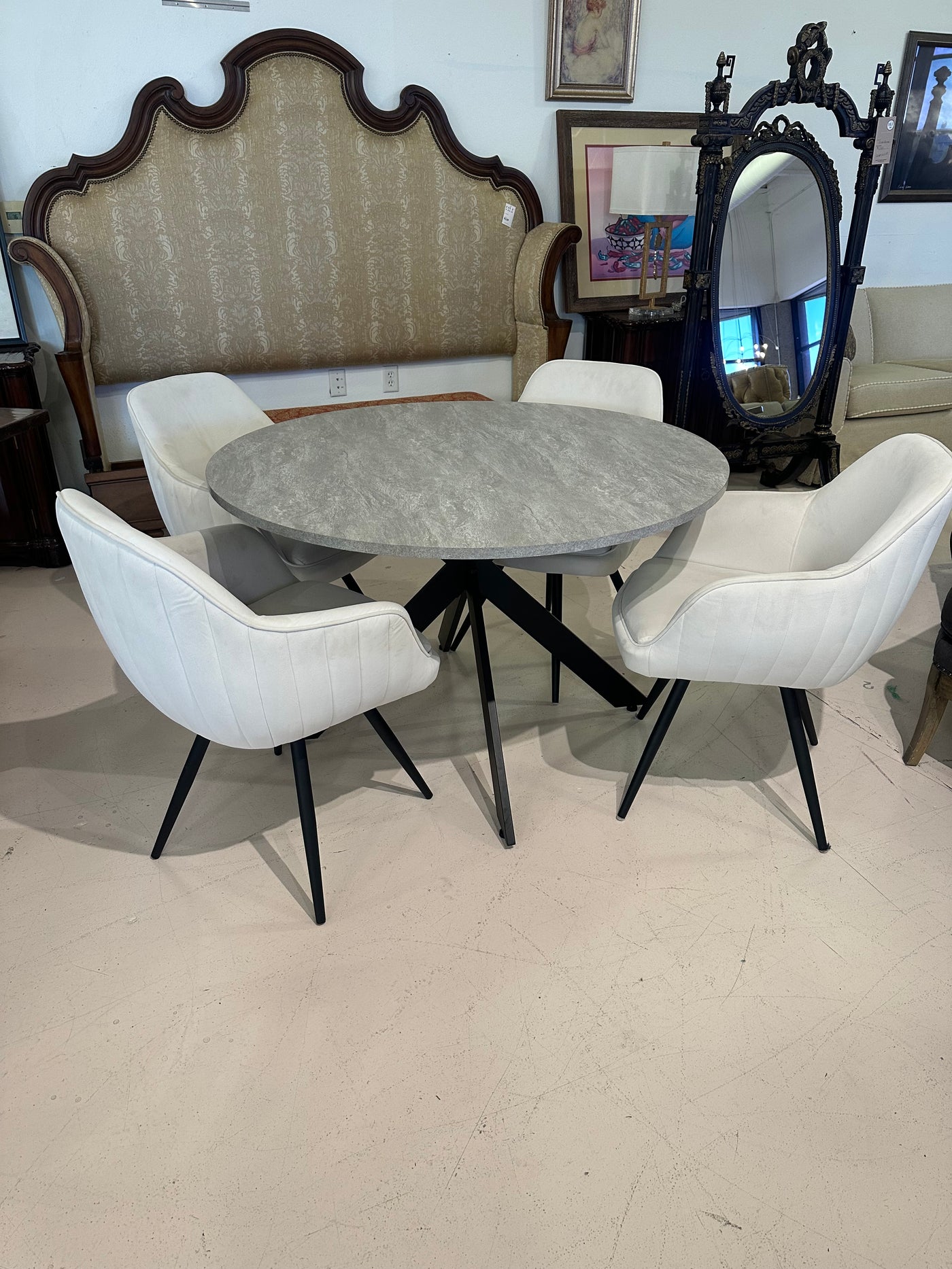Cream  Dining Table & Chairs Set