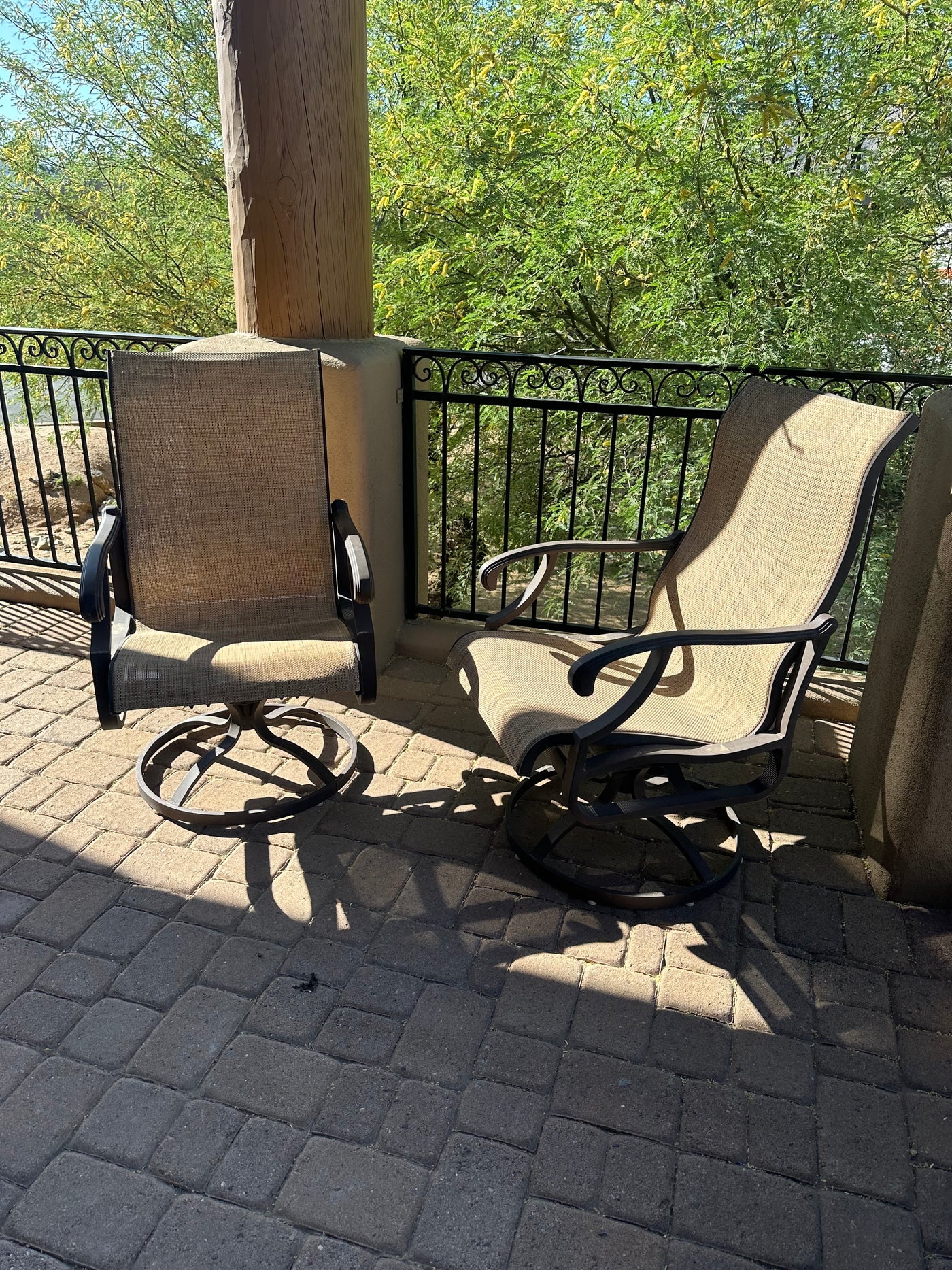 Mallin Patio chairs (set of 2)