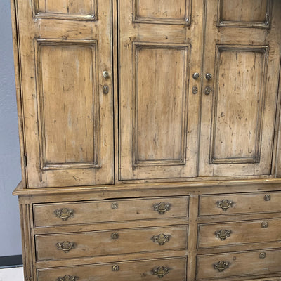 Georgian English antique cabinet
