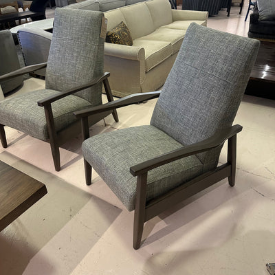 Custom reclining accent chairs