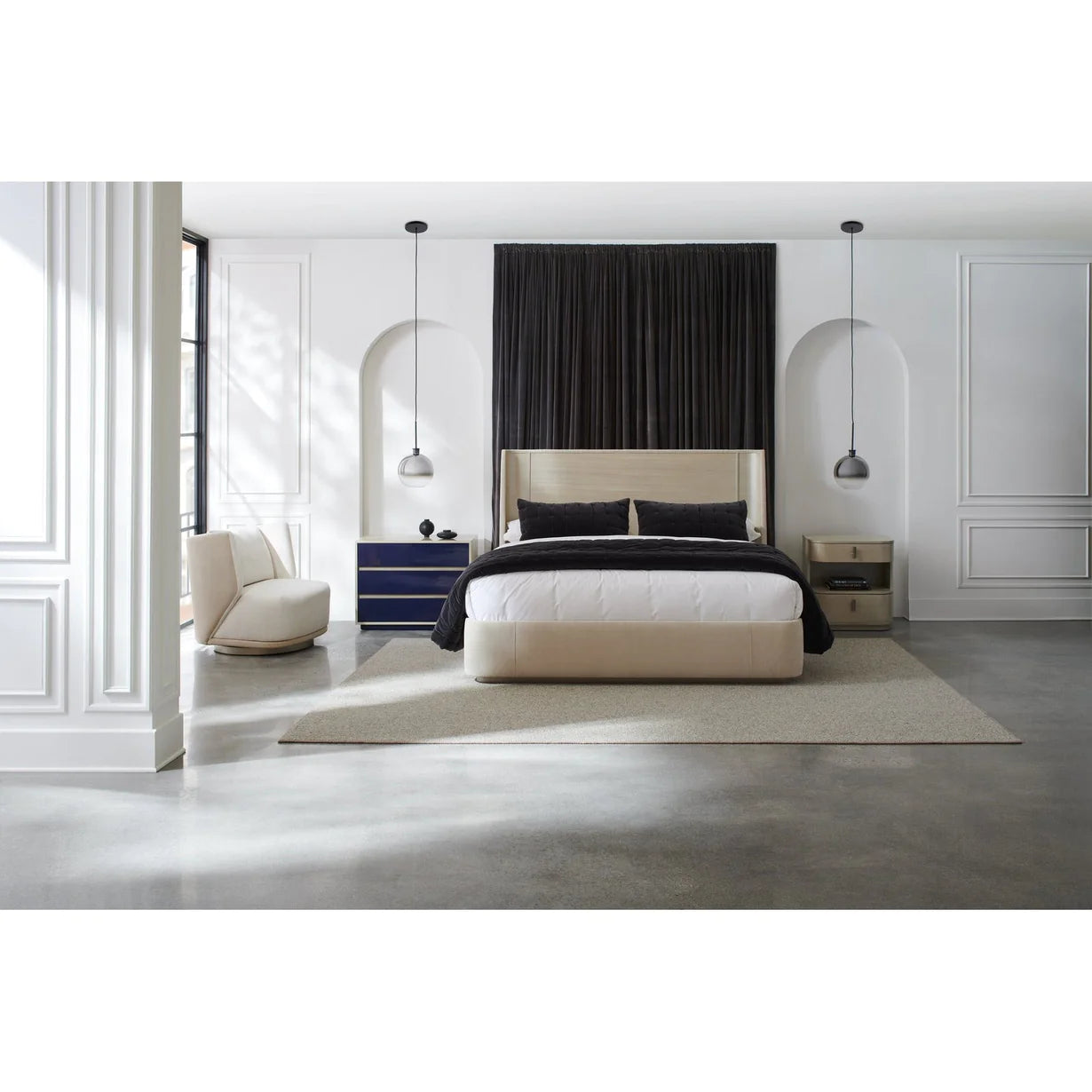 New Caracole Da Vita Platform Bed King