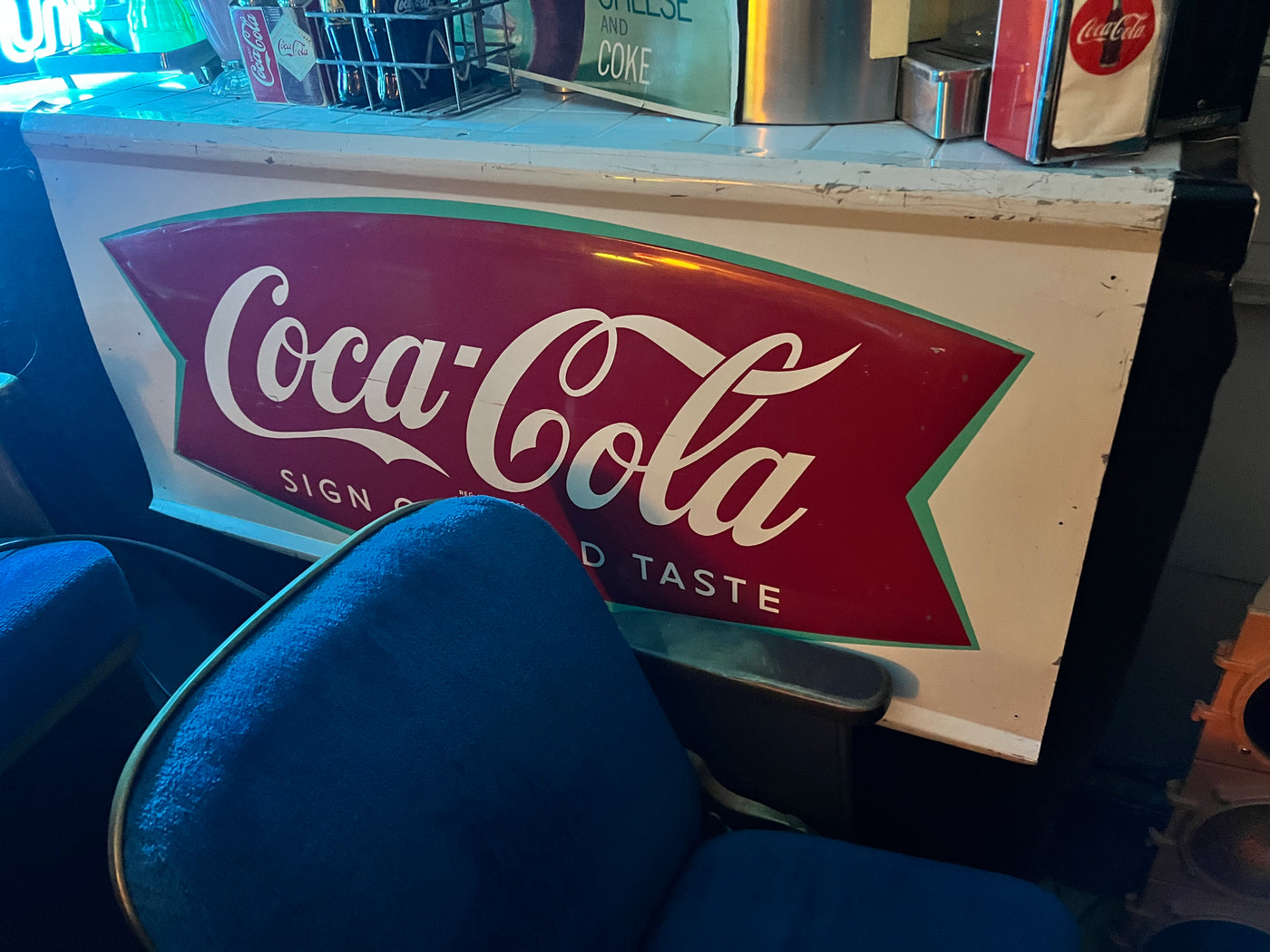 Coca Cola Fishtail Sign – HLF